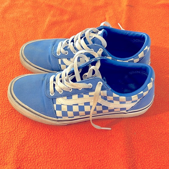 Classic checkerboard Vans. Youth size 6.5 - Picture 3 of 5